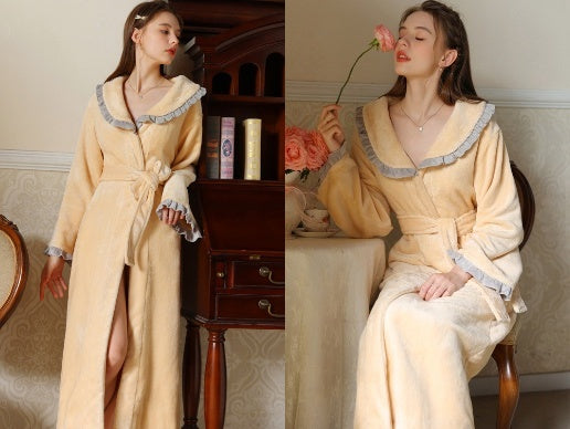 'Vintage Yellow Lapel Velvet Long-Sleeved Robe' : A perfect blend of elegance and cuteness