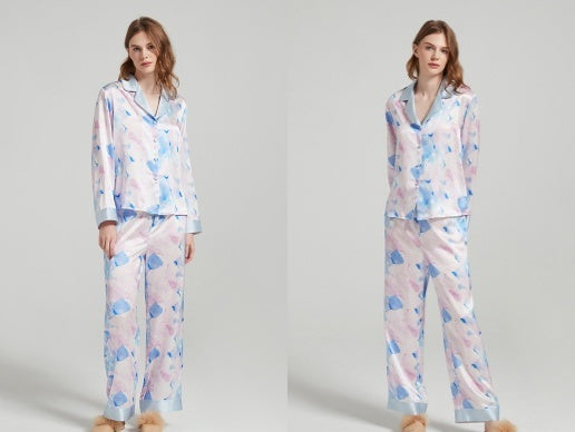 Elegant choice: '19 Momme Mulberry Silk Watercolor Print Long Sleeve Trousers Pajamas Set'