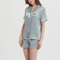 Comfortable Silk Pajama Set With Short Sleeves And Shorts