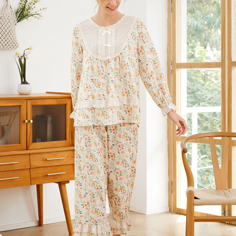 Flowers Printed Pajama Set