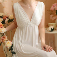 Elegant White Court Style Nightdress