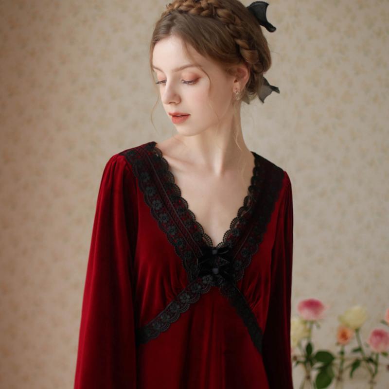 Lace Velvet Long-Sleeved Nightdress With Flared Sleeves