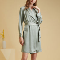 Shawl Collar Trimmed Satin Robe with Tie Wasit