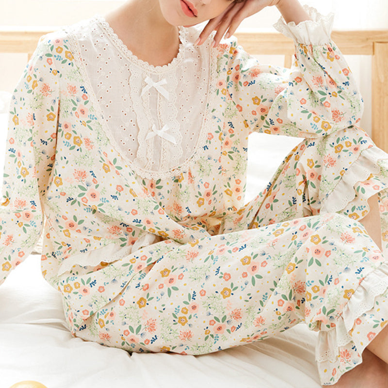 Flowers Printed Pajama Set