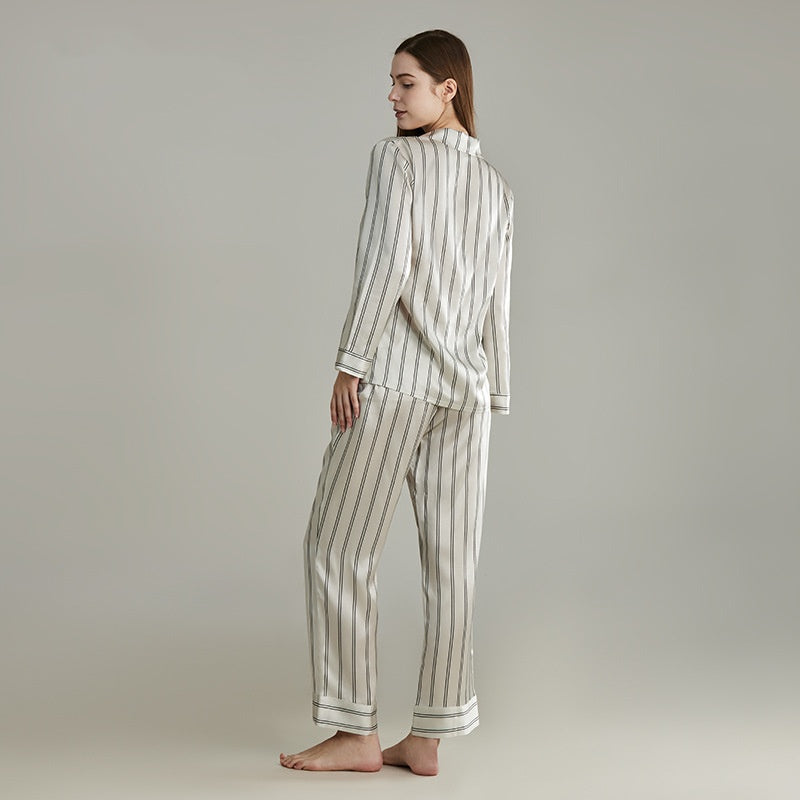 19 Momme Mulberry Silk Pinstriped Long Sleeve Trousers Pajamas Set