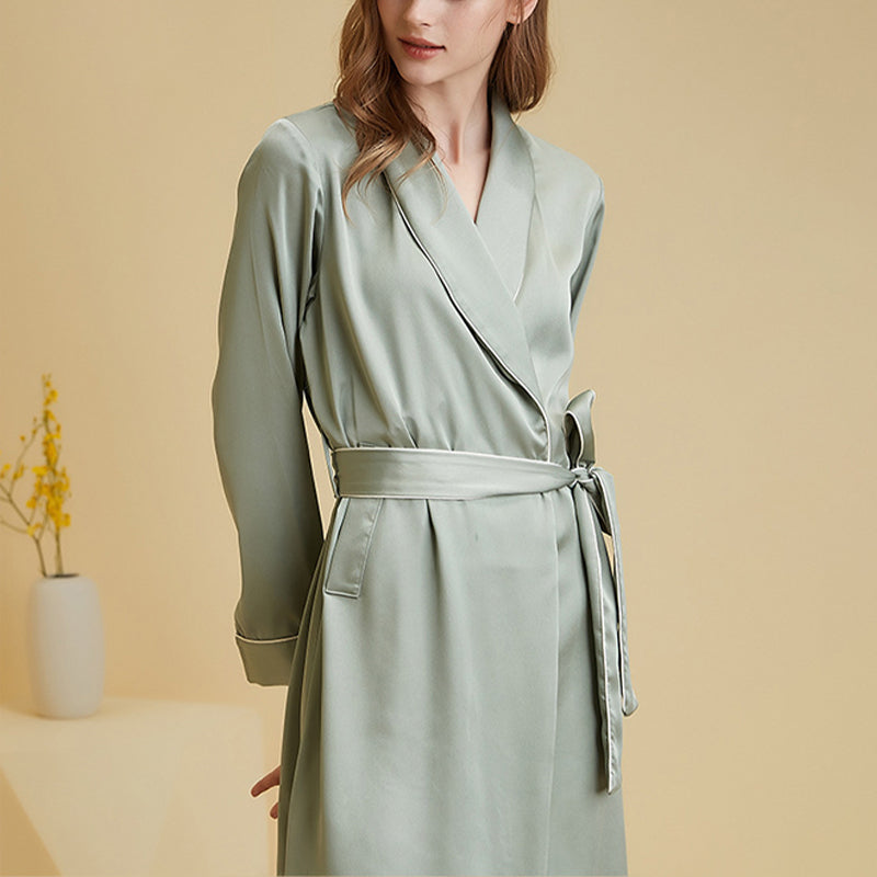 Shawl Collar Trimmed Satin Robe with Tie Wasit