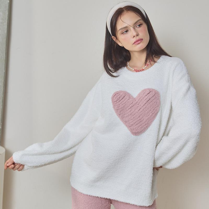 White Big Heart Half-Pile Flannel Pullover Long Sleeve Trousers Pajamas Set