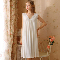 Elegant French Sleeveless Nightdress