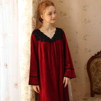 Cute Lace Warm Velvet Long Sleeve Nightdress