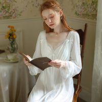 Cotton Court Style Long-Sleeved Nightdress