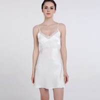 19 Momme Mulberry Silk Lace Suspender Nightdress