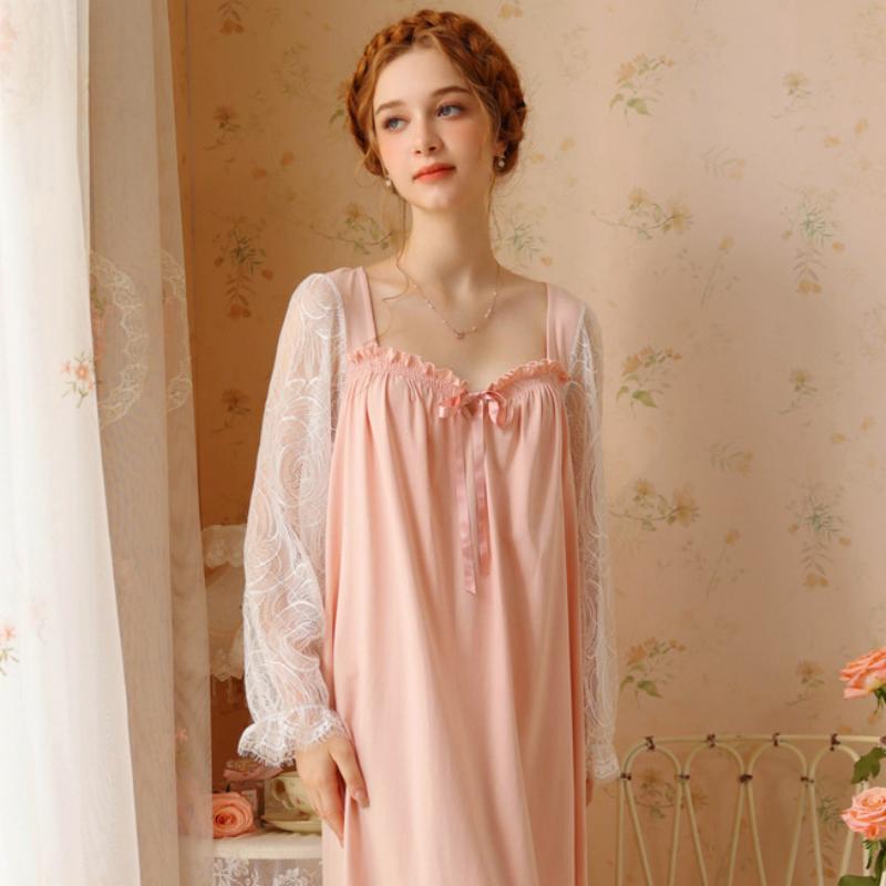 Sweet Cotton Lace Long-Sleeved Nightdress