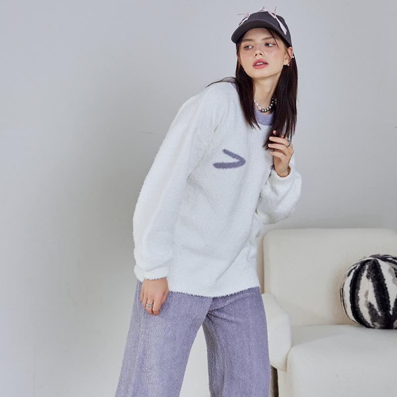 Purple Cute Expression Half-Pile Flannel Pullover Long Sleeve Trousers Pajamas Set