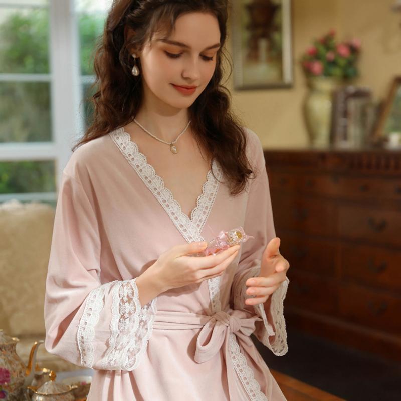 Vintage Pink Lace Velvet Long Sleeve Robe