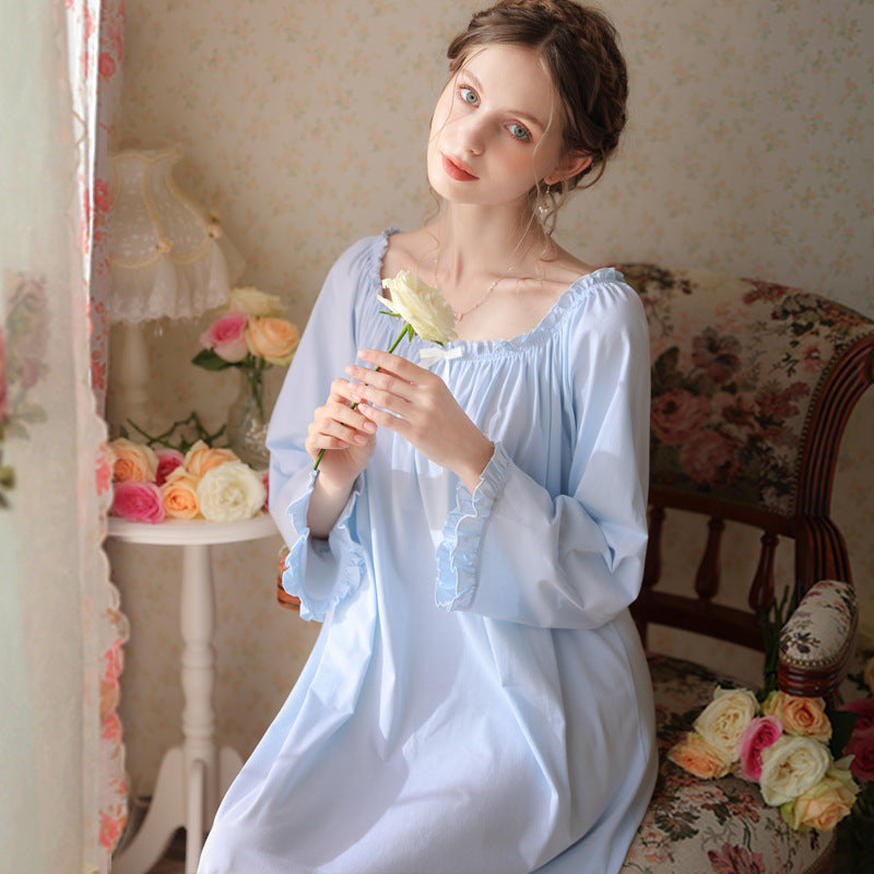 French Crew-Neck Long-Sleeved Nightdress