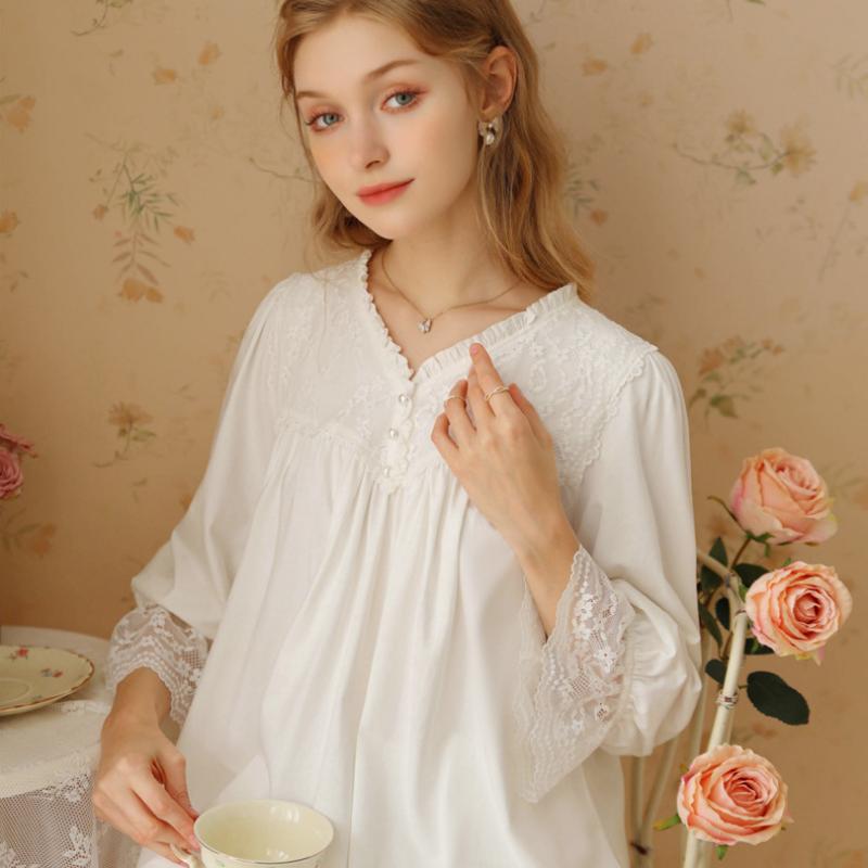 French V-Neck Lace Long-Sleeved Trousers Pajama Set