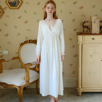 V-Neck Sexy Long-Sleeved Nightdress