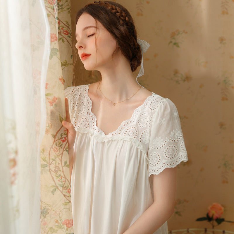 French Sweet Lace Short-Sleeved Nightdress