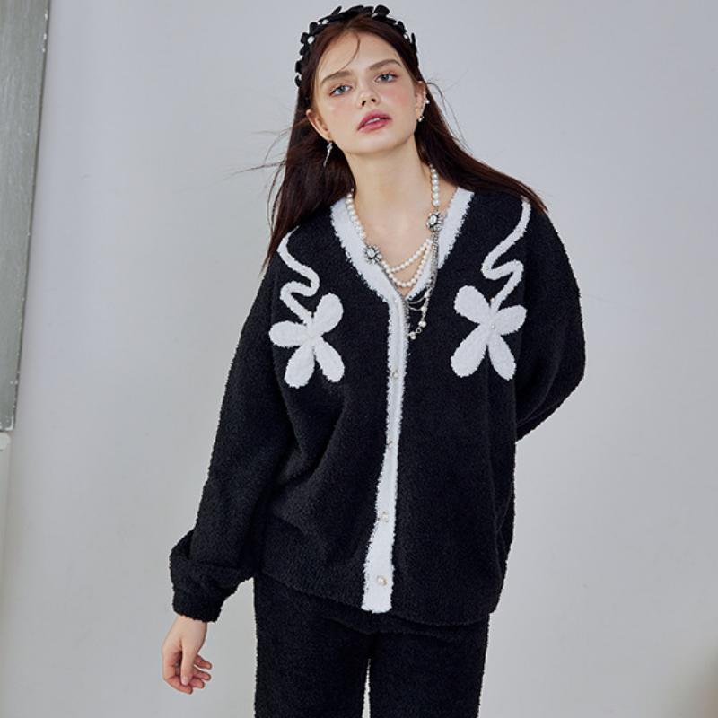 Black Flower Half-Pile Flannel Long Sleeve Trousers Pajamas Set