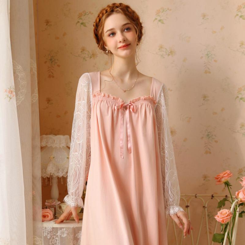 Sweet Cotton Lace Long-Sleeved Nightdress