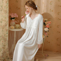 Cute V-Neck Lace Lace Bow Long Sleeve Nightdress