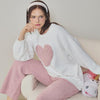 White Big Heart Half-Pile Flannel Pullover Long Sleeve Trousers Pajamas Set